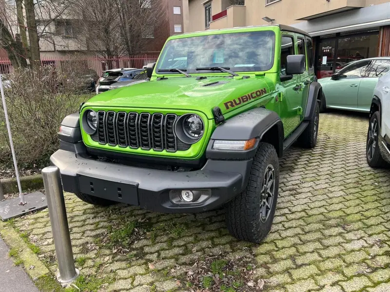 Jeep Wrangler Unlimited nuova a Milano