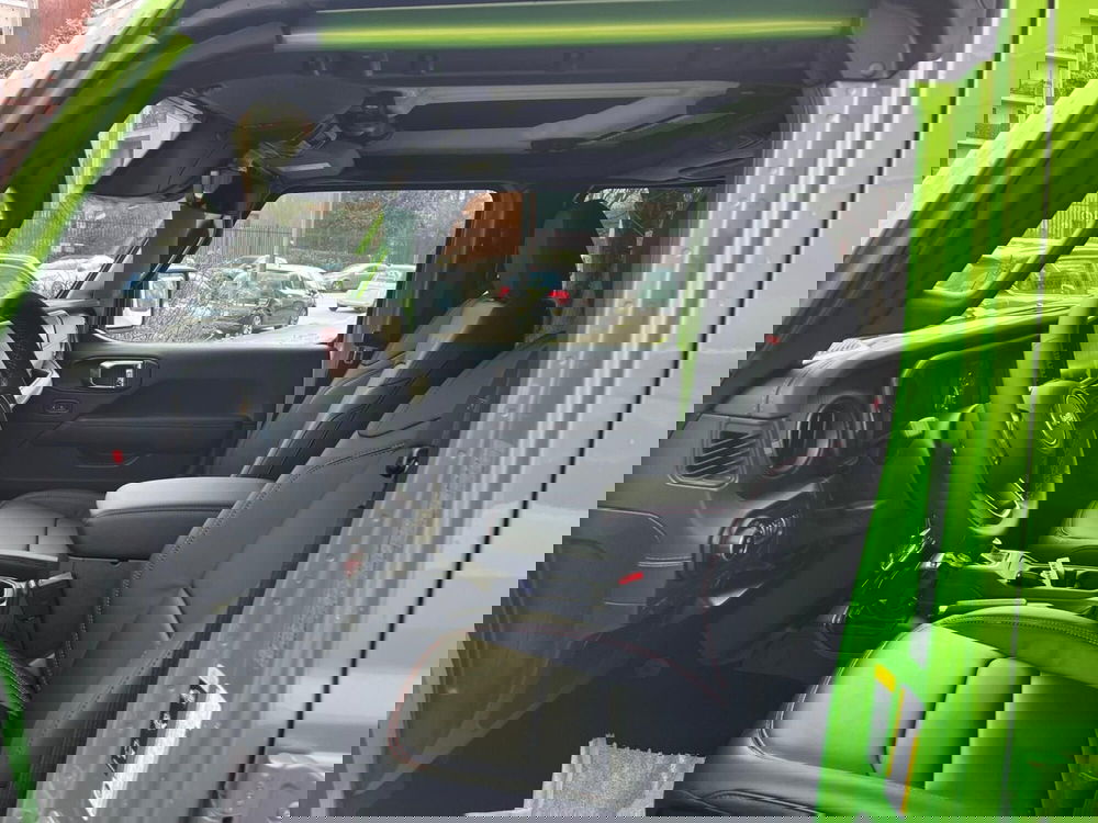 Jeep Wrangler Unlimited nuova a Milano (12)