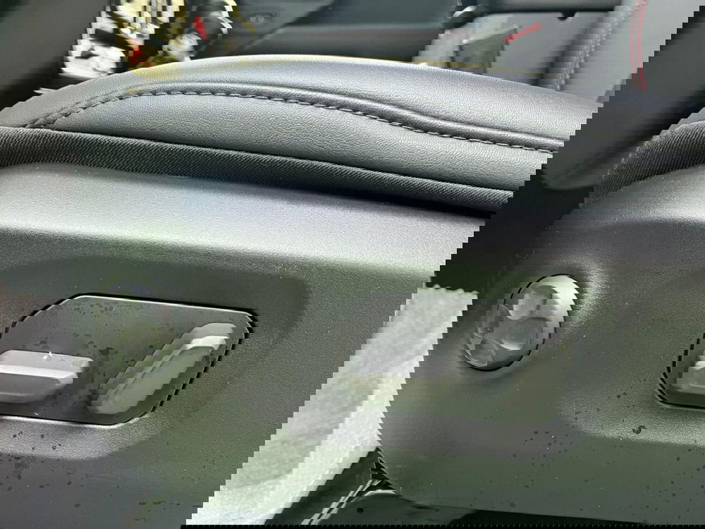 Jeep Wrangler Unlimited nuova a Milano (13)