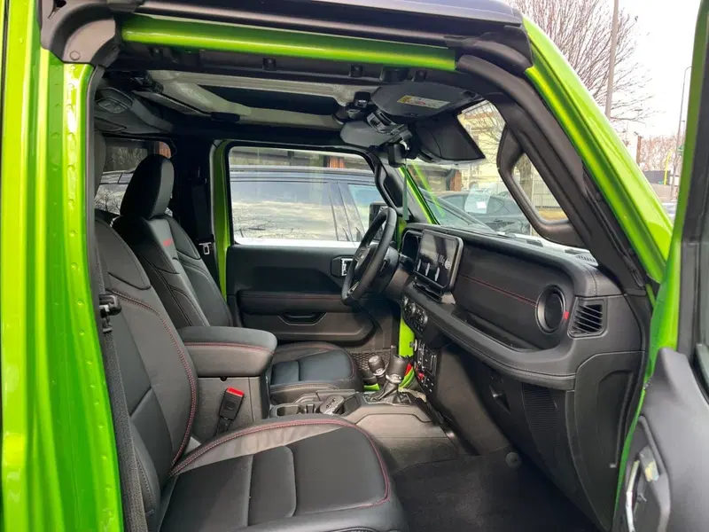 Jeep Wrangler Unlimited nuova a Milano (14)