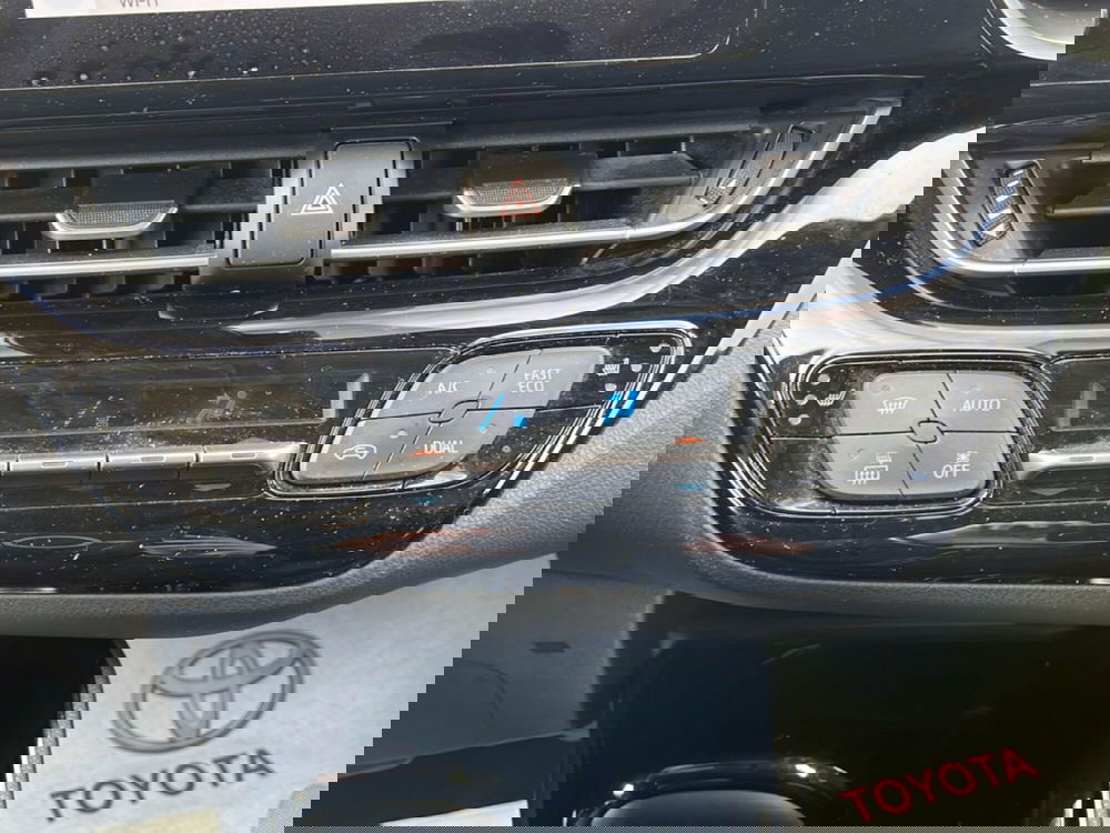 Toyota Toyota C-HR usata a Catania (15)