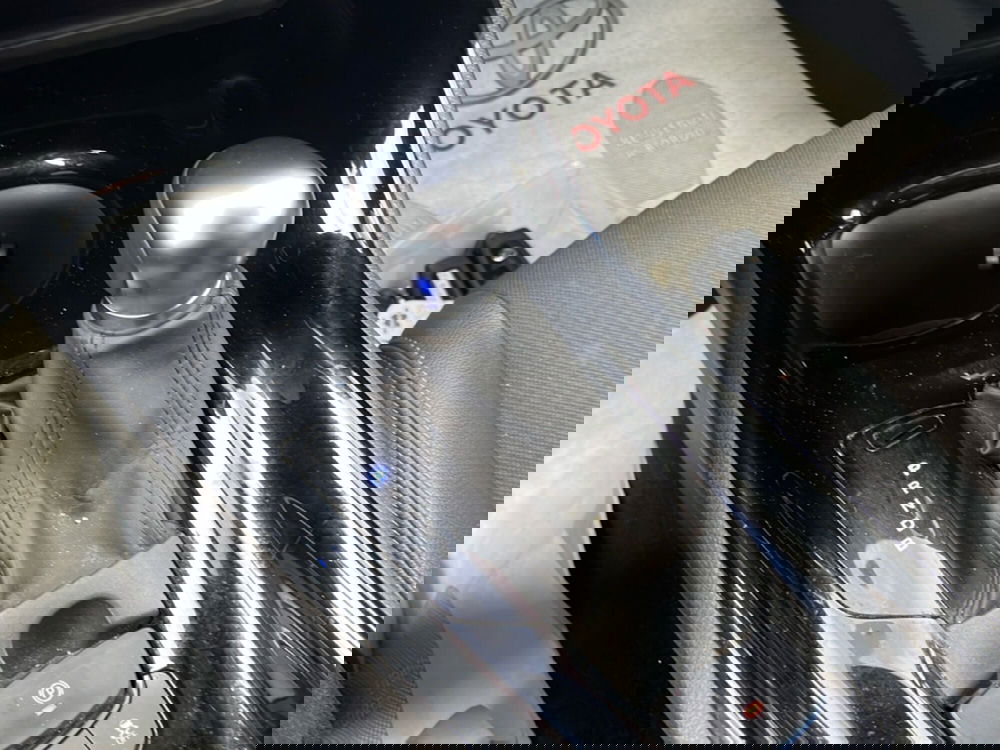 Toyota Toyota C-HR usata a Catania (16)