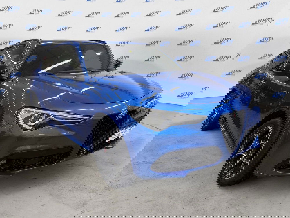 Alfa Romeo Stelvio usata a Pistoia (3)