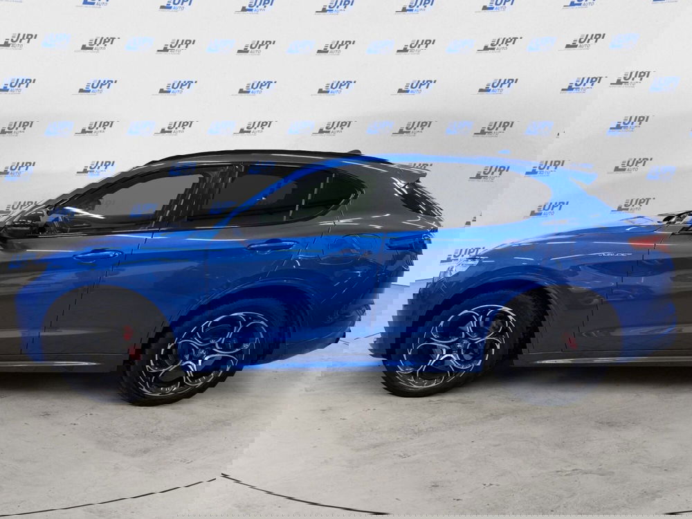 Alfa Romeo Stelvio usata a Pistoia (8)