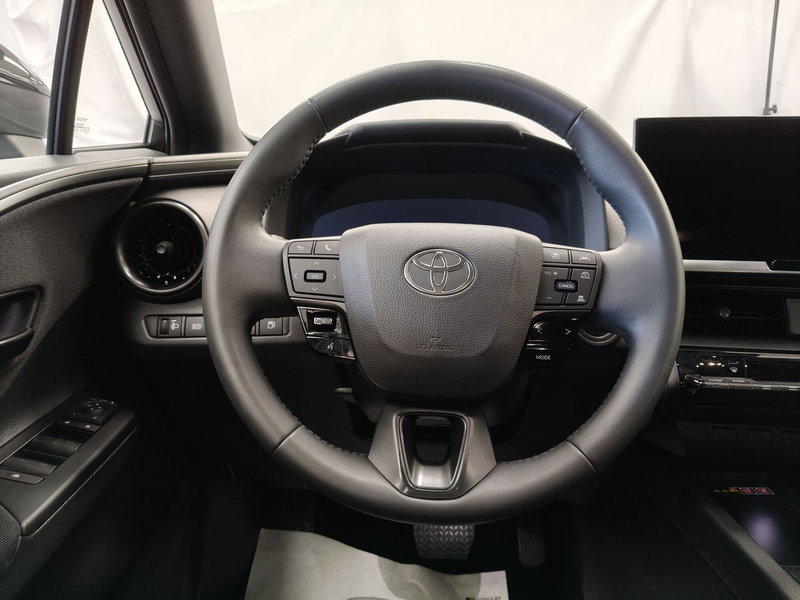 Toyota Toyota C-HR usata a Roma (11)