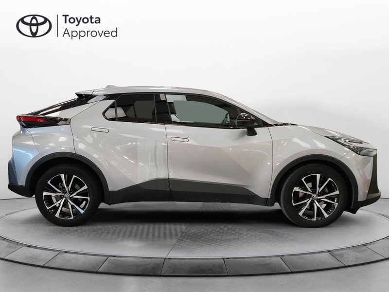 Toyota Toyota C-HR usata a Roma (18)