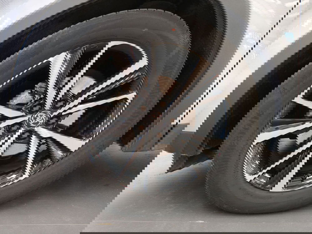 Toyota Toyota C-HR usata a Roma (19)