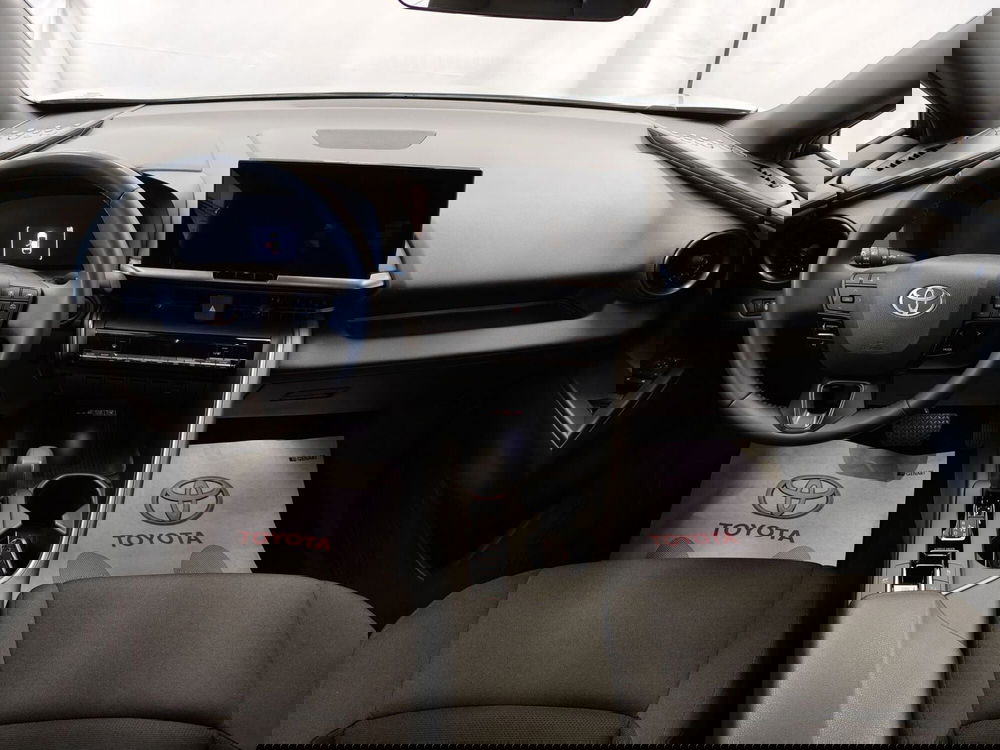 Toyota Toyota C-HR usata a Roma (9)