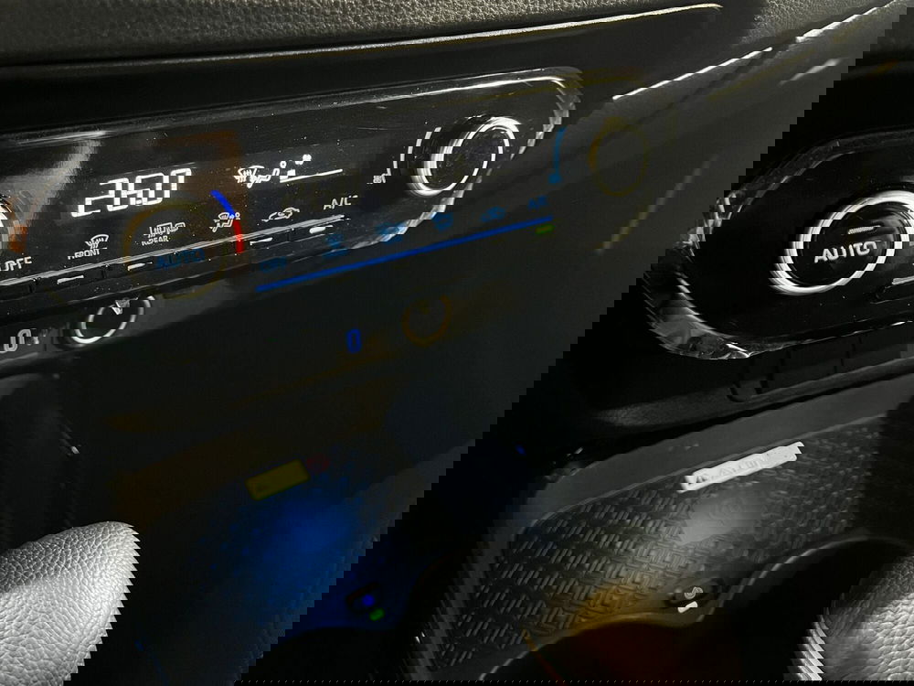 Toyota Aygo X usata a Bologna (15)