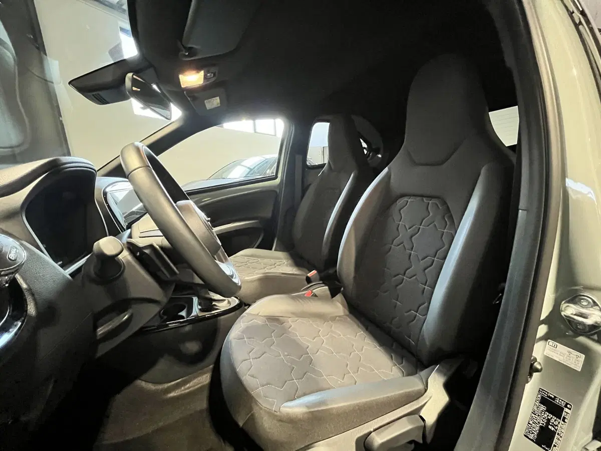 Toyota Aygo X usata a Bologna (7)