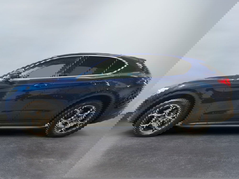 Alfa Romeo Stelvio usata a Modena (3)