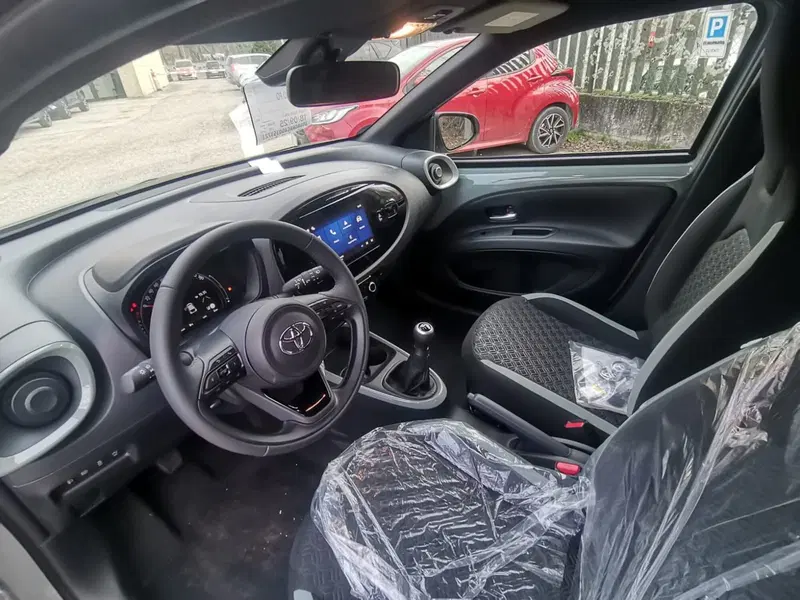 Toyota Aygo X nuova a Forlì-Cesena (10)