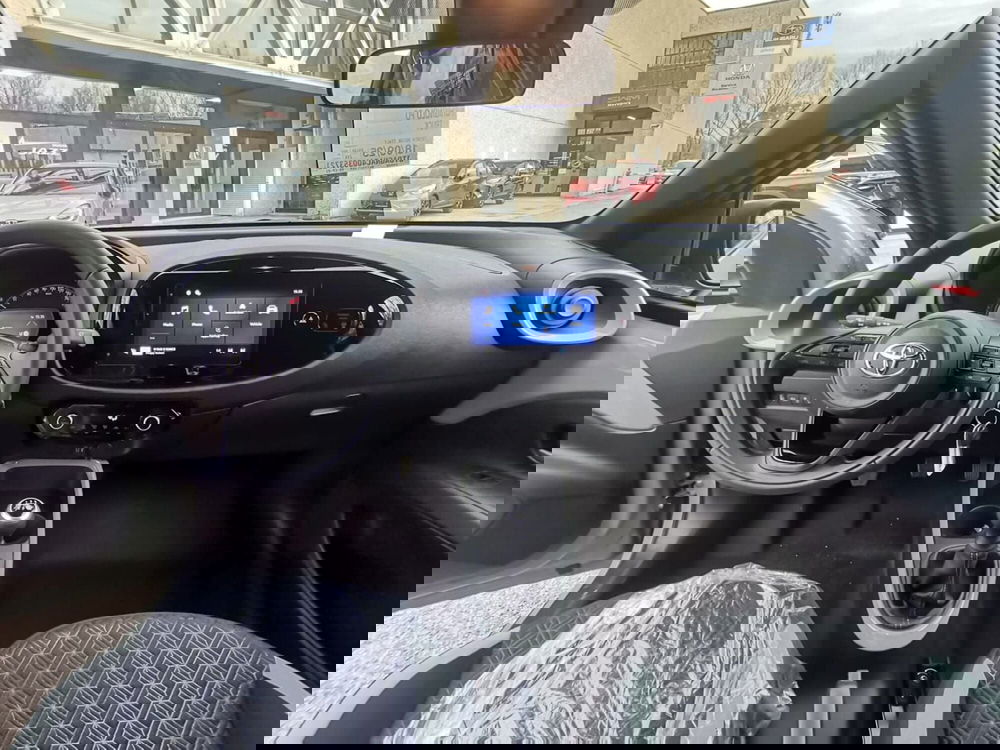 Toyota Aygo X nuova a Forlì-Cesena (13)