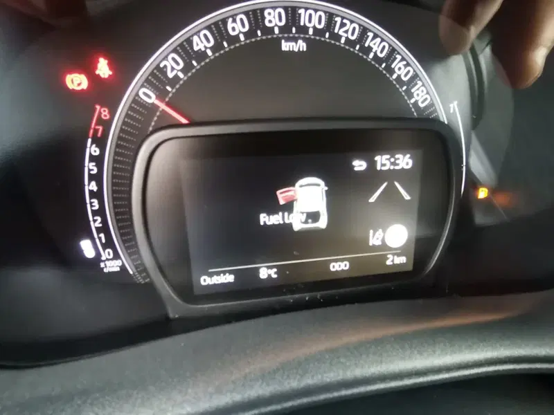 Toyota Aygo X nuova a Forlì-Cesena (15)