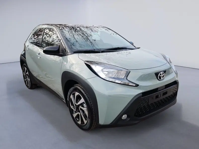 Toyota Aygo X nuova a Forlì-Cesena (3)