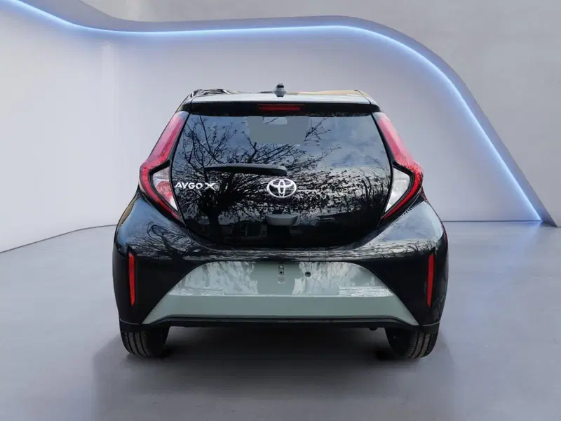Toyota Aygo X nuova a Forlì-Cesena (6)