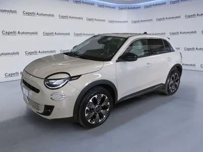 Fiat 600 1.2 hybrid La Prima 110cv auto del 2025 usata a Casalmaggiore