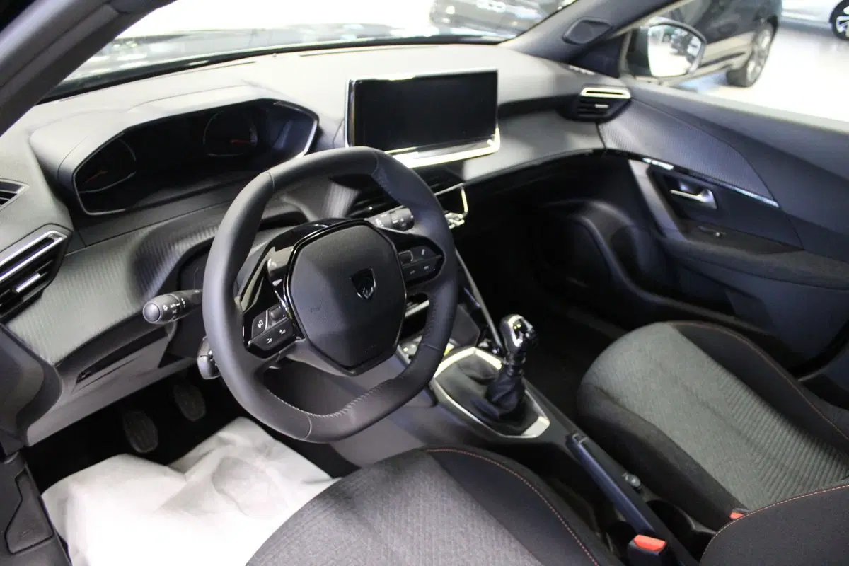 Peugeot 2008 nuova a Cremona (5)