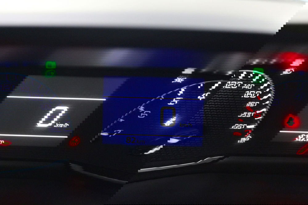 Peugeot 2008 nuova a Cremona (7)