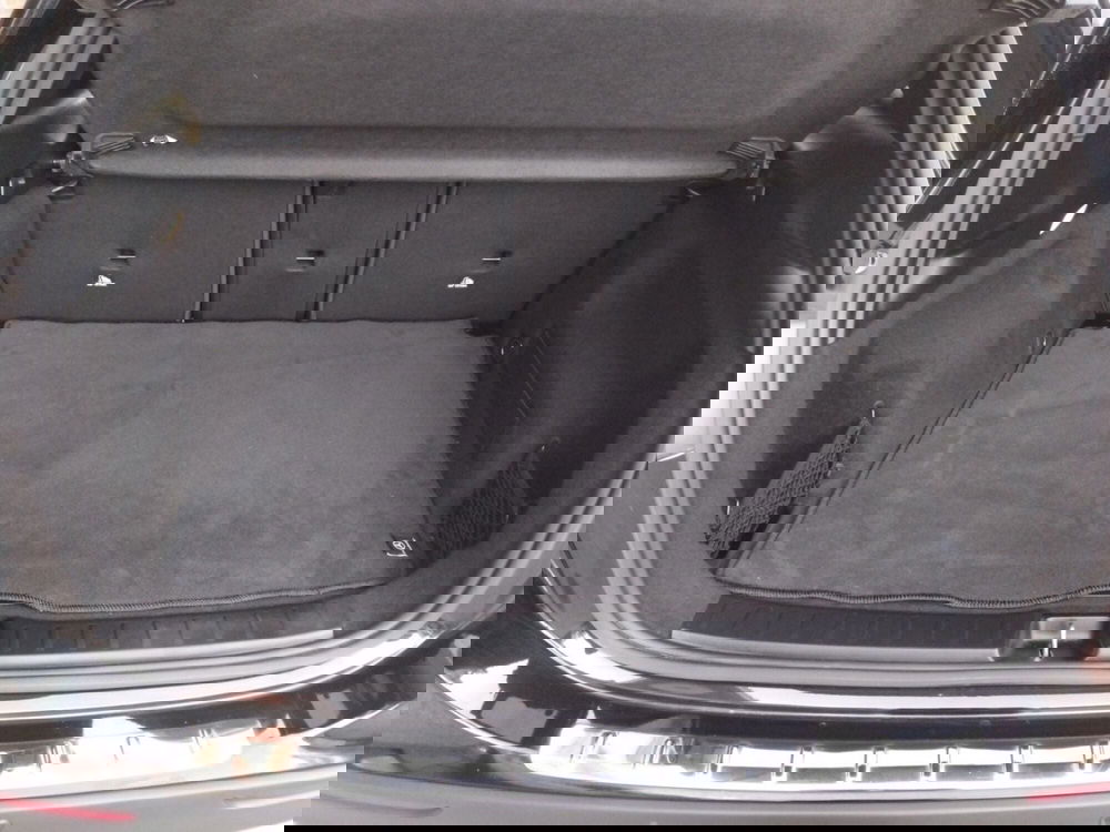Mercedes-Benz GLA SUV usata a Pescara (14)