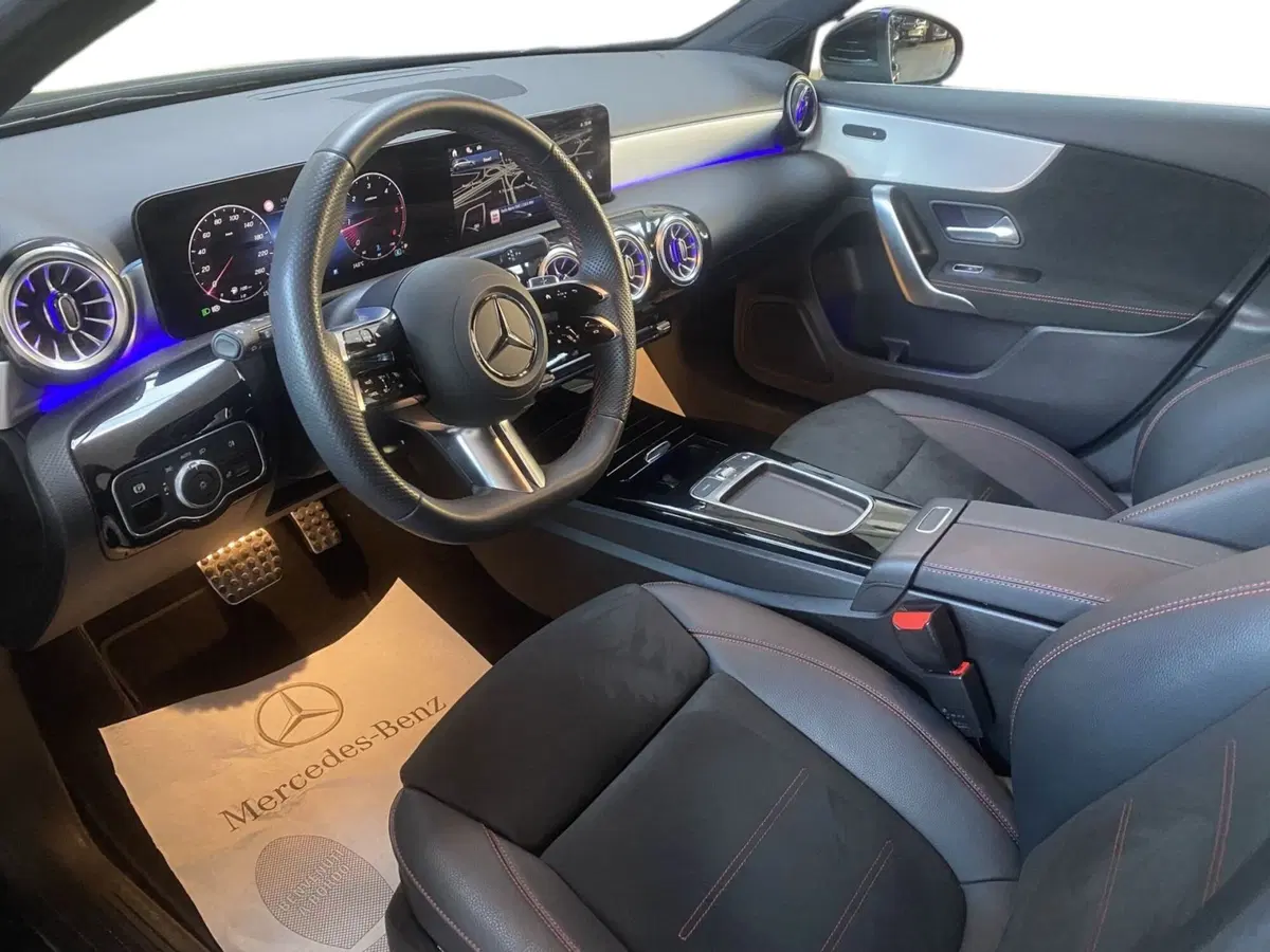 Mercedes-Benz Classe A usata a Napoli (11)