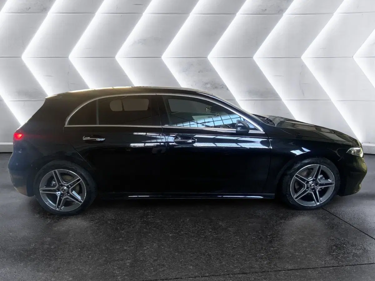 Mercedes-Benz Classe A usata a Napoli (4)