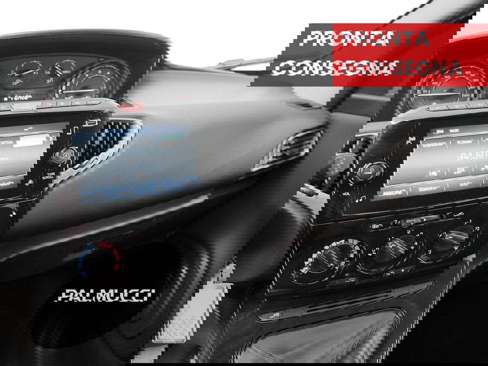 Lancia Ypsilon usata a Prato (14)