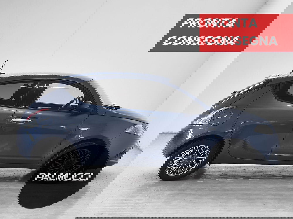 Lancia Ypsilon usata a Prato (4)