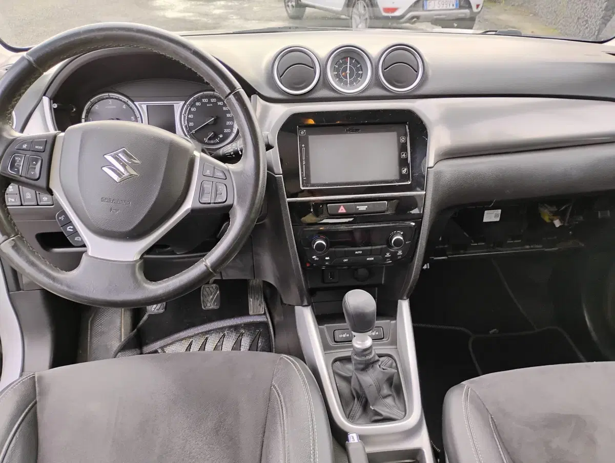 Suzuki Vitara usata a Messina (7)