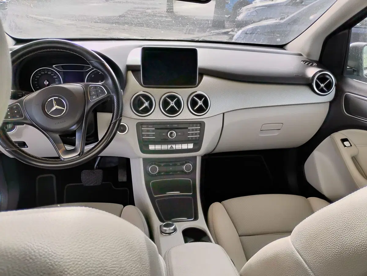 Mercedes-Benz Classe B usata a Messina (9)