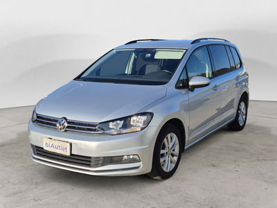 Volkswagen Touran 1.6 TDI 115 CV SCR DSG Comfortline BlueMotion Tech. del 2018 usata a Asti