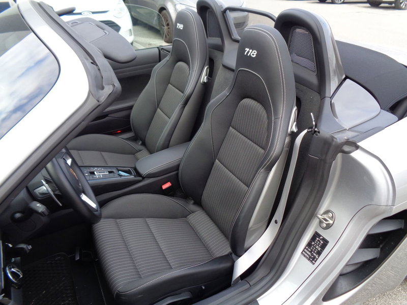 Porsche 718 Boxster  usata a Treviso (10)