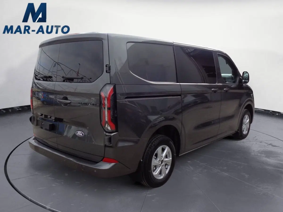 Ford Transit Custom Furgone nuova a Treviso (3)
