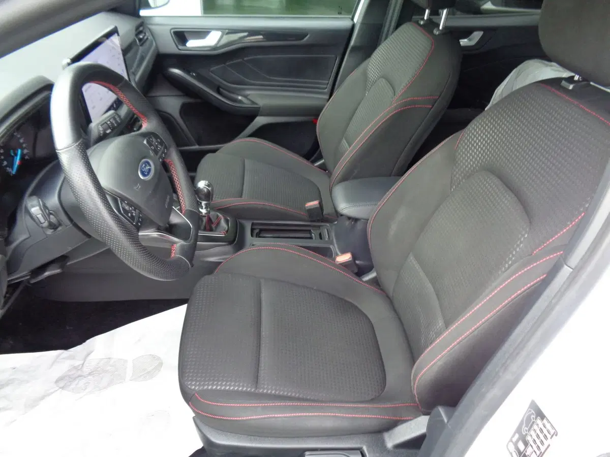 Ford Focus usata a Treviso (9)