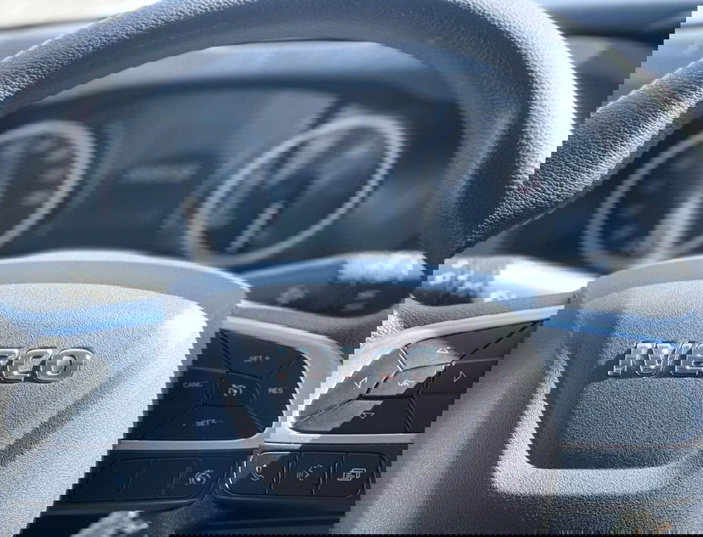 Iveco Daily Furgone usata a Perugia (7)