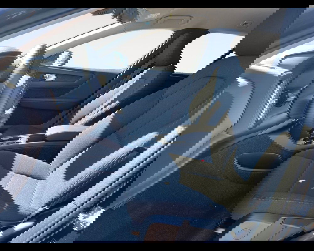 Volvo XC40 nuova a Bologna (10)