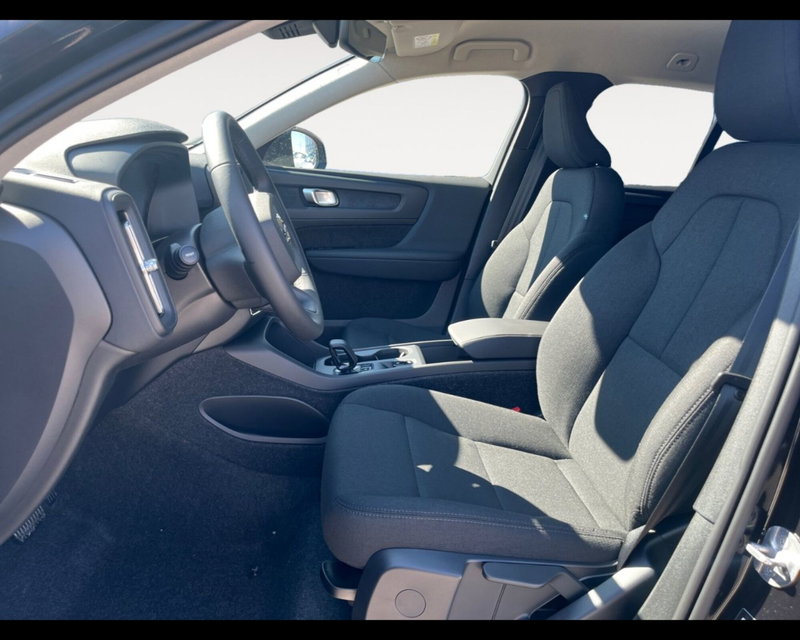 Volvo XC40 nuova a Bologna (10)