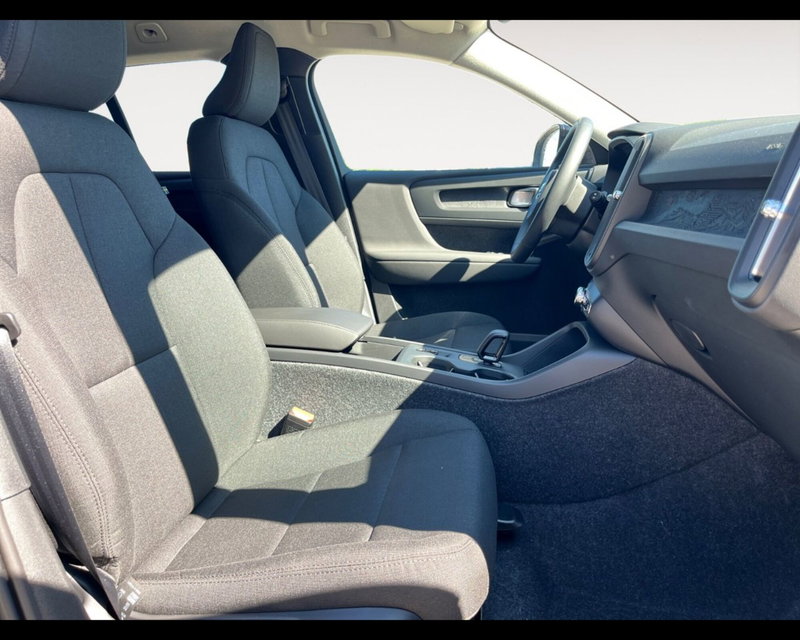 Volvo XC40 nuova a Bologna (14)