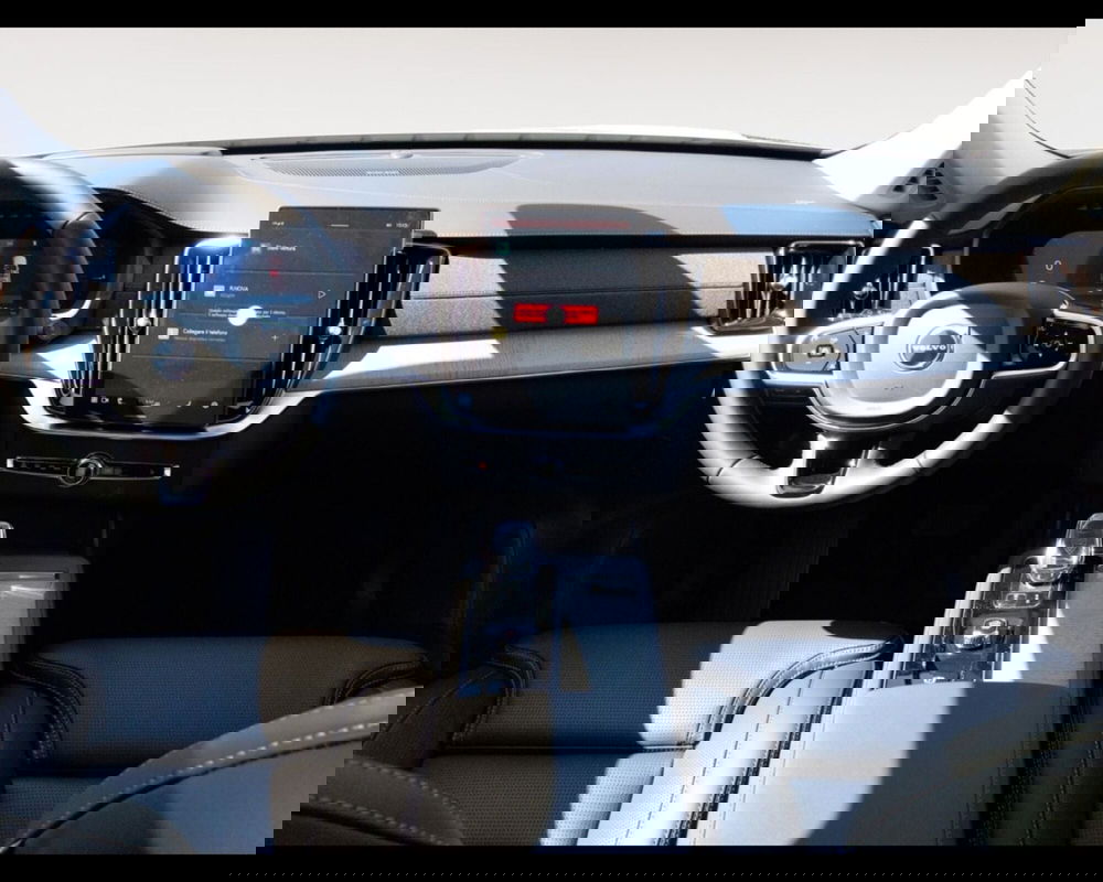 Volvo XC90 nuova a Bologna (11)