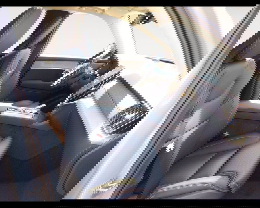 Volvo XC90 nuova a Bologna (14)