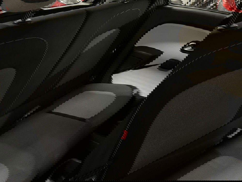Renault Twingo usata a Milano (16)