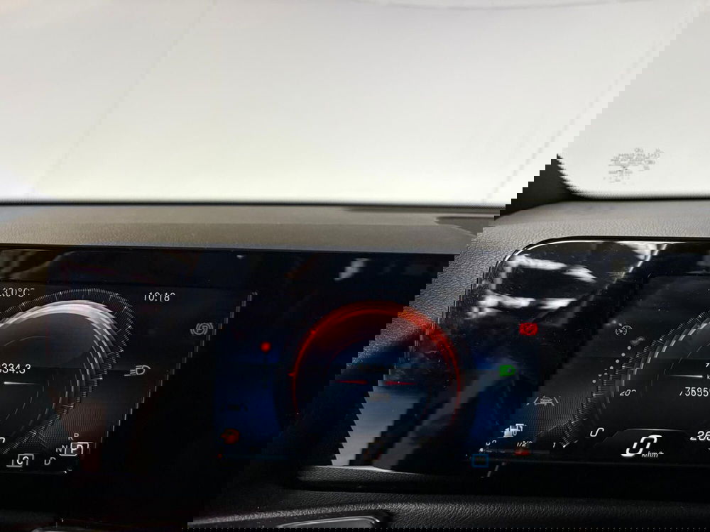 Mercedes-Benz GLB usata a Monza e Brianza (8)