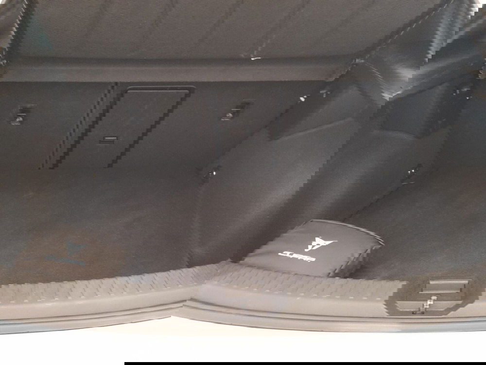 Cupra Leon usata a Bologna (18)