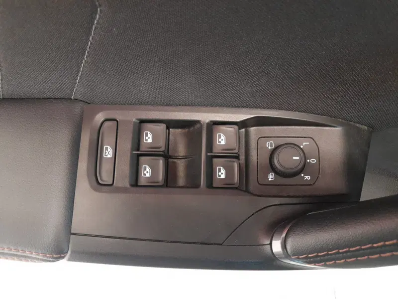 Cupra Leon usata a Bologna (9)