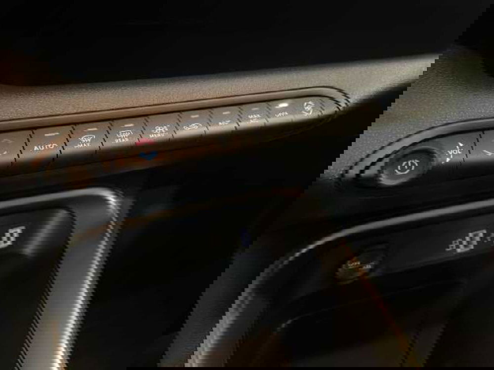 Jeep Avenger usata a Pistoia (15)