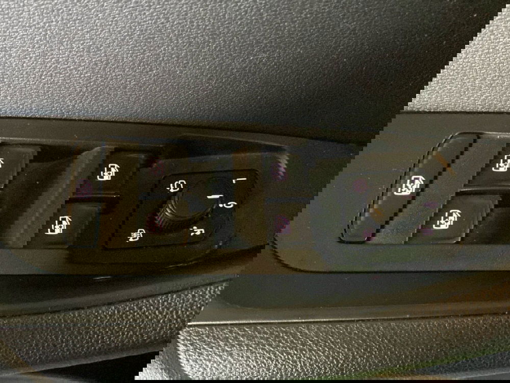 Skoda Karoq usata a Reggio Calabria (19)