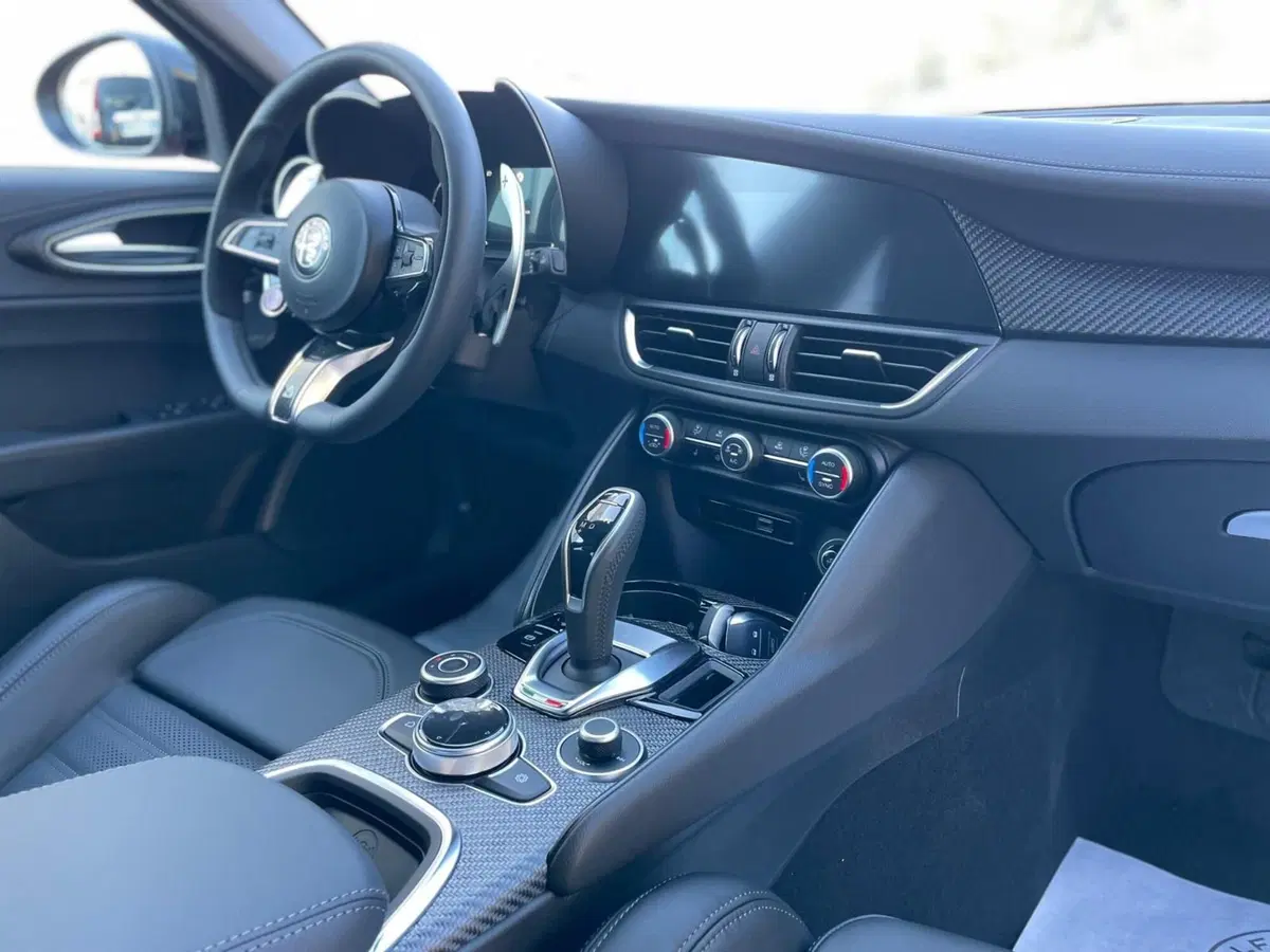 Alfa Romeo Giulia nuova a Ancona (17)