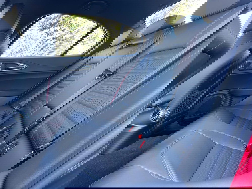 Alfa Romeo Giulia nuova a Ancona (19)