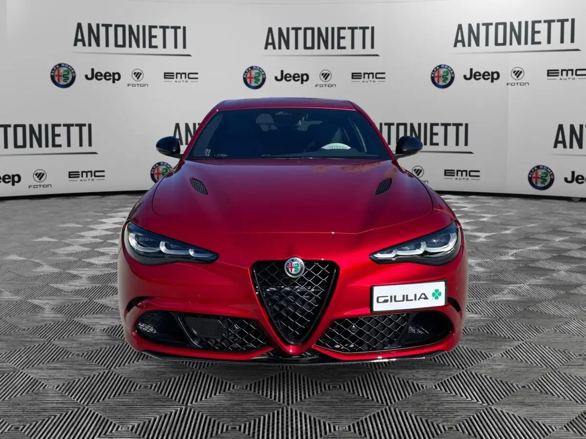 Alfa Romeo Giulia nuova a Ancona (2)