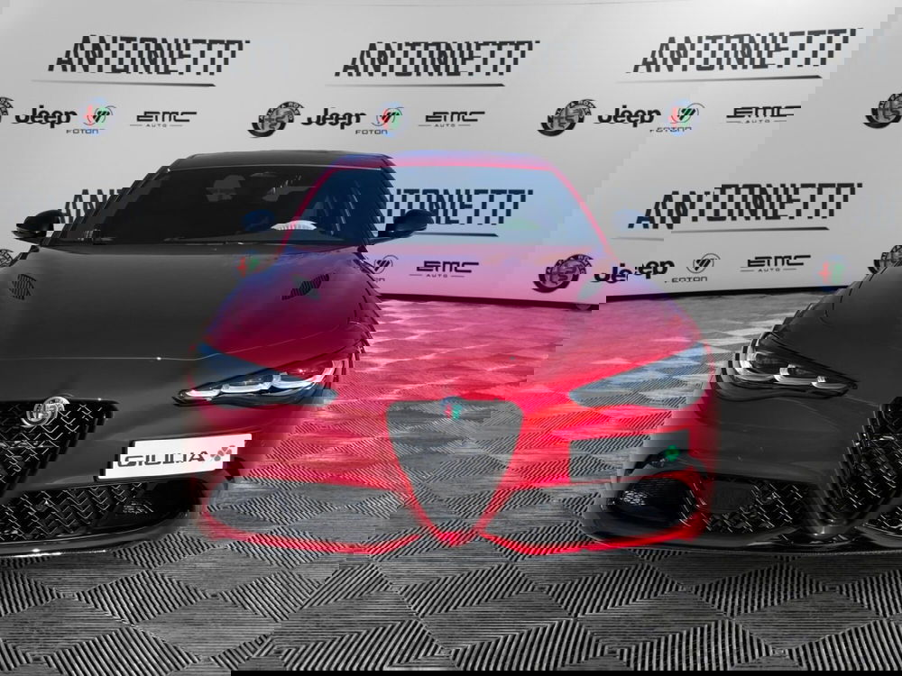 Alfa Romeo Giulia nuova a Ancona (2)